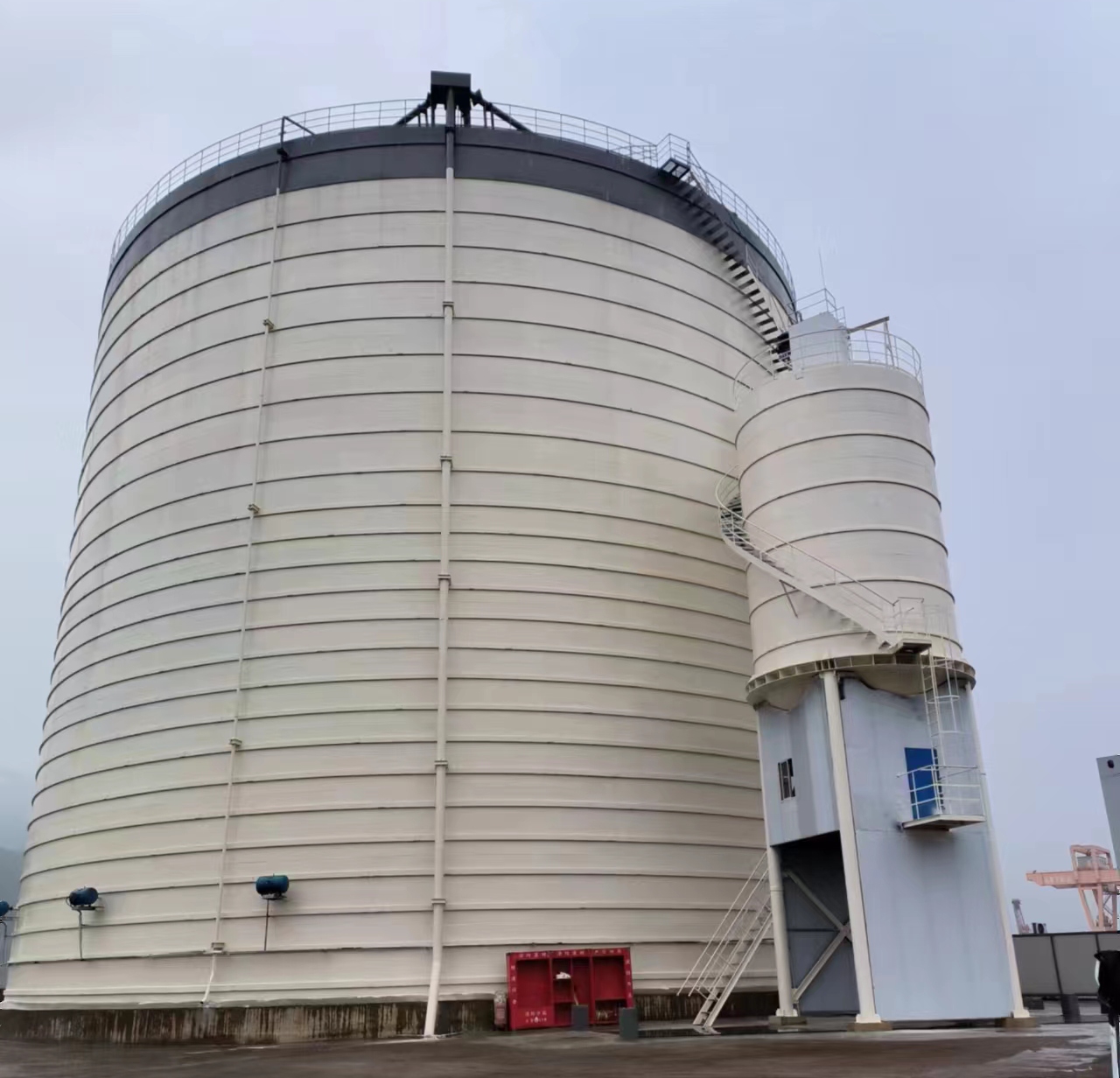 通化10万吨水泥钢板库